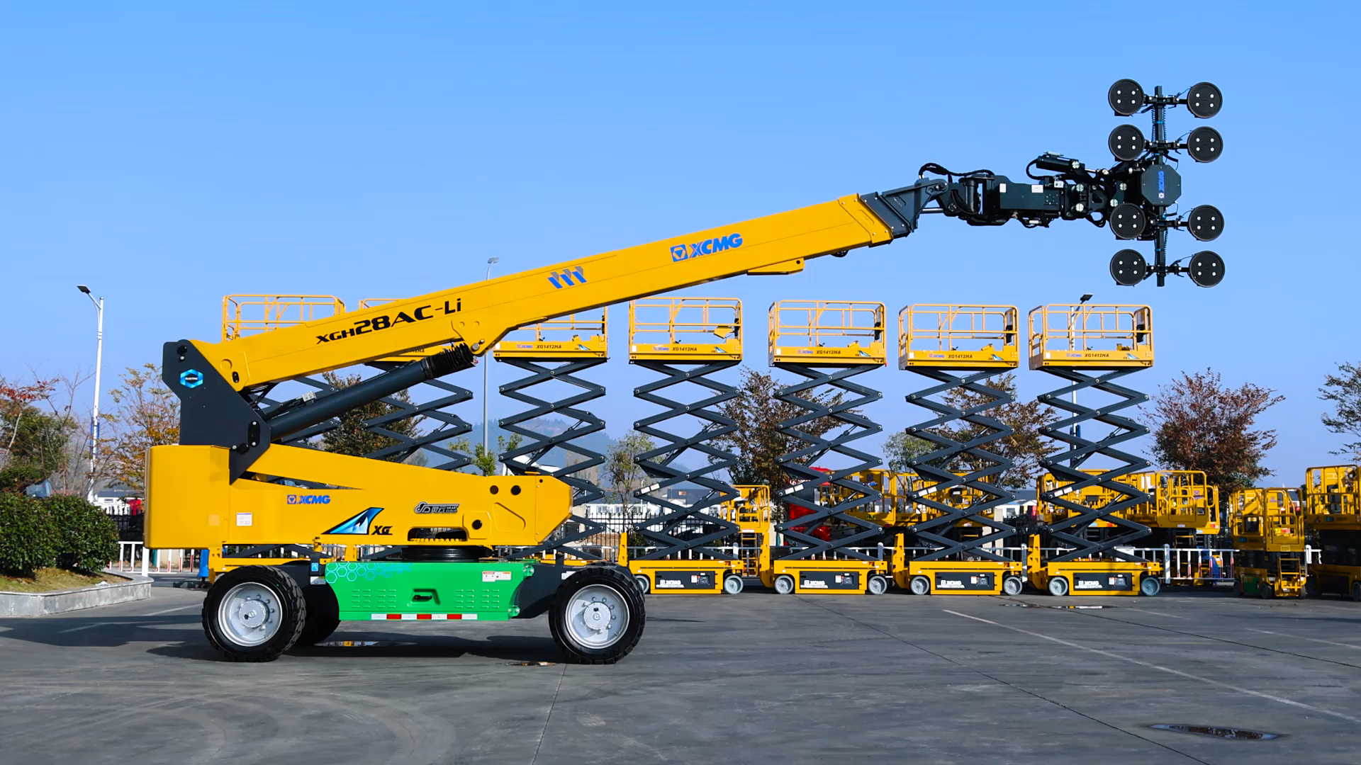 10米巨型玻璃几分钟装置好？Z6人生就是博XGH28AC-Li为您解答